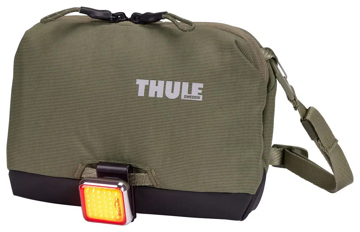 Thule Paramount brašna cez plece 2 l PARACB3102 - zelená – Obrázok 9