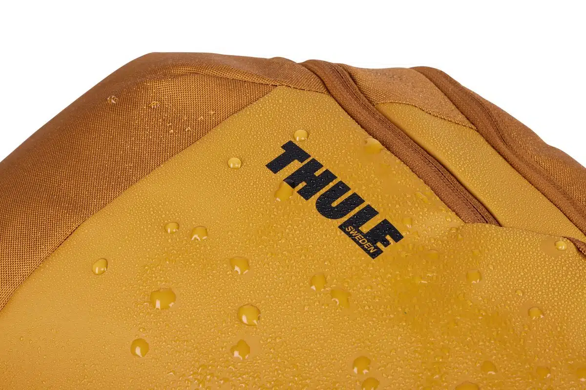 Thule Chasm batoh 26 l TCHB215 - Golden Brown – Obrázok 3