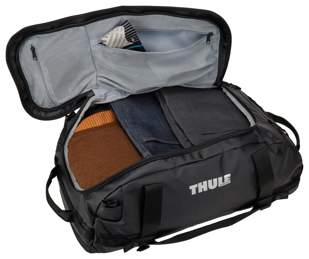 Thule Chasm športová taška 40 l TDSD302 - čierna – Obrázok 8