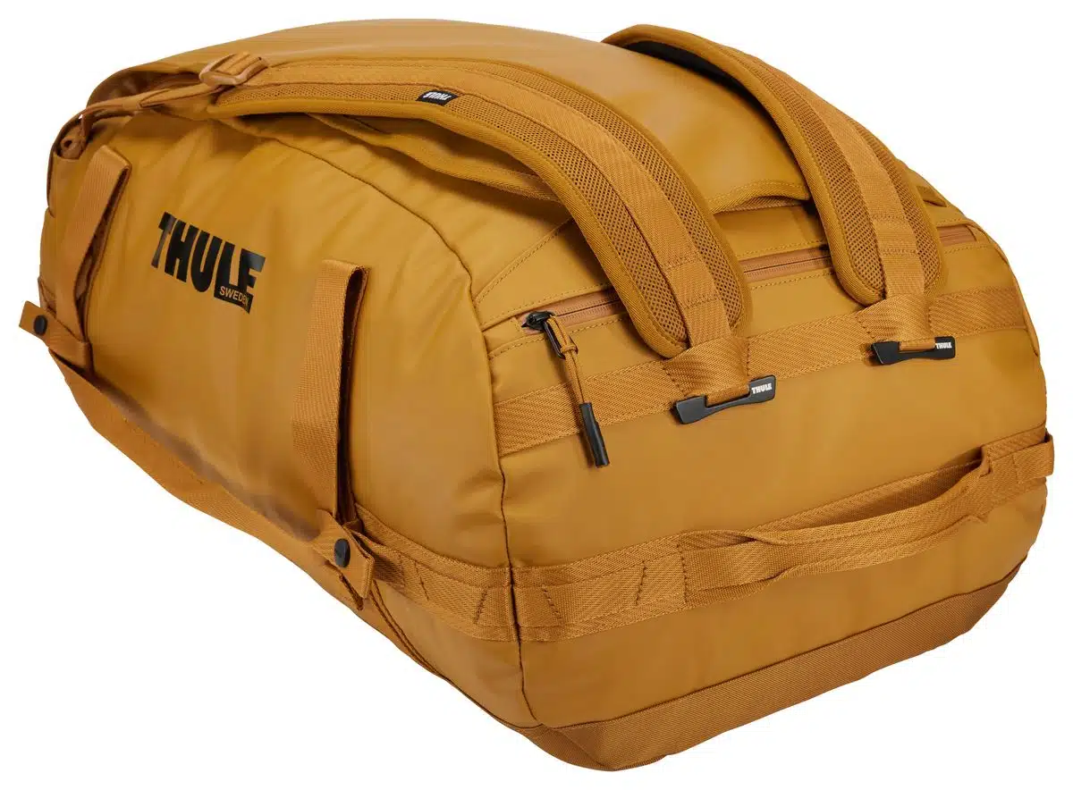 Thule Chasm športová taška 70 l TDSD303 - Golden Brown – Obrázok 13
