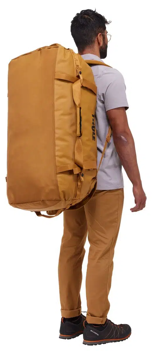 Thule Chasm športová taška 90 l TDSD304 - Golden Brown – Obrázok 4