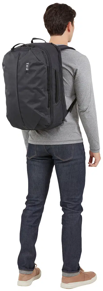 Thule Aion cestovný batoh 40 l TATB140 - čierny – Obrázok 14