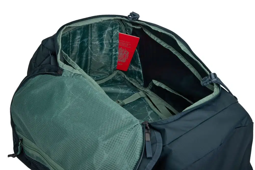 Thule Landmark cestovný batoh 40 l TLPM240 - Darkest Blue – Obrázok 10