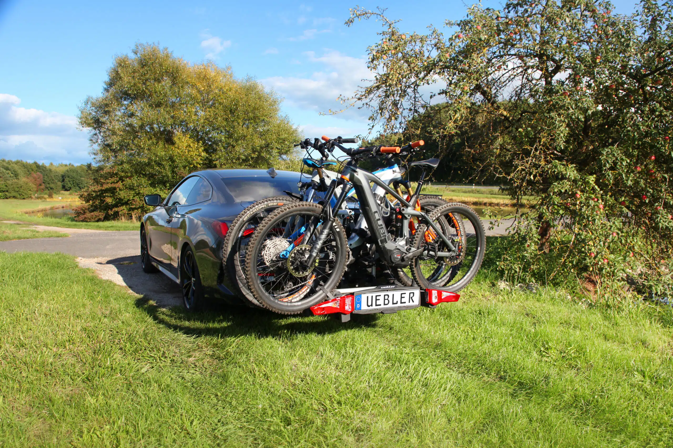 Uebler i31 Z (nosnosť 72kg, pre široké rámy bicyklov) – Obrázok 17