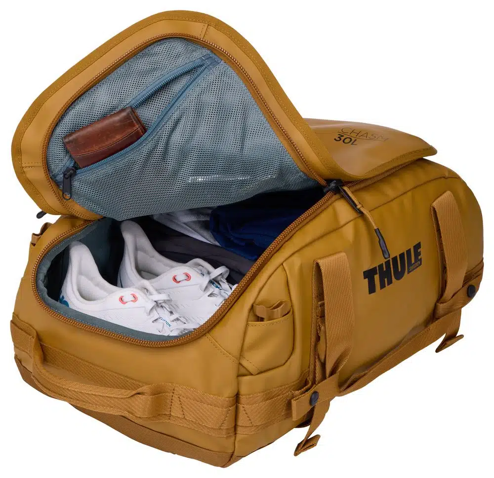 Thule Chasm S sportová taška 30 L TDSD301 - Golden Brown – Obrázok 11