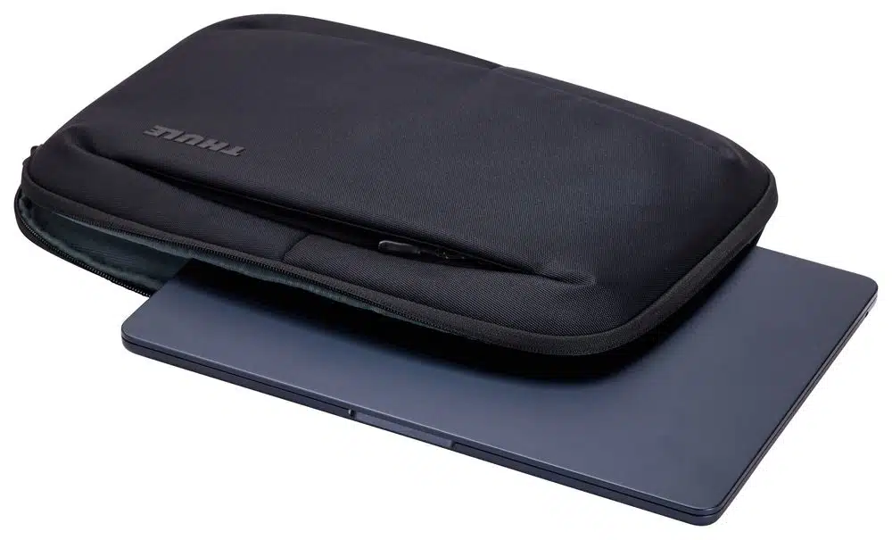 Thule Subterra 2 puzdro na MacBook Air 13" TSS413A - čierne – Obrázok 5