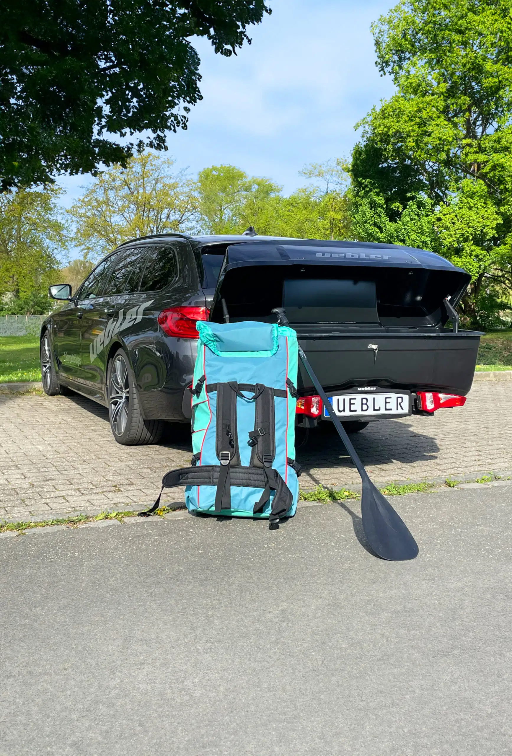 Uebler B1 (lesklá čierna) prepravný box na nosiče bicyklov Uebler rady i, X a H – Obrázok 6