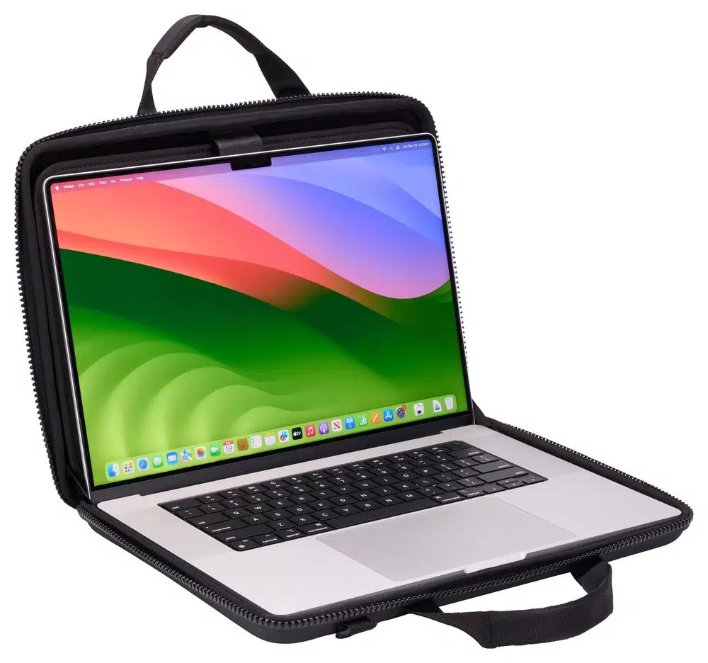 Thule Gauntlet 5.0 brašna na 16" MacBook Pro TGAE2557 - čierna – Obrázok 6