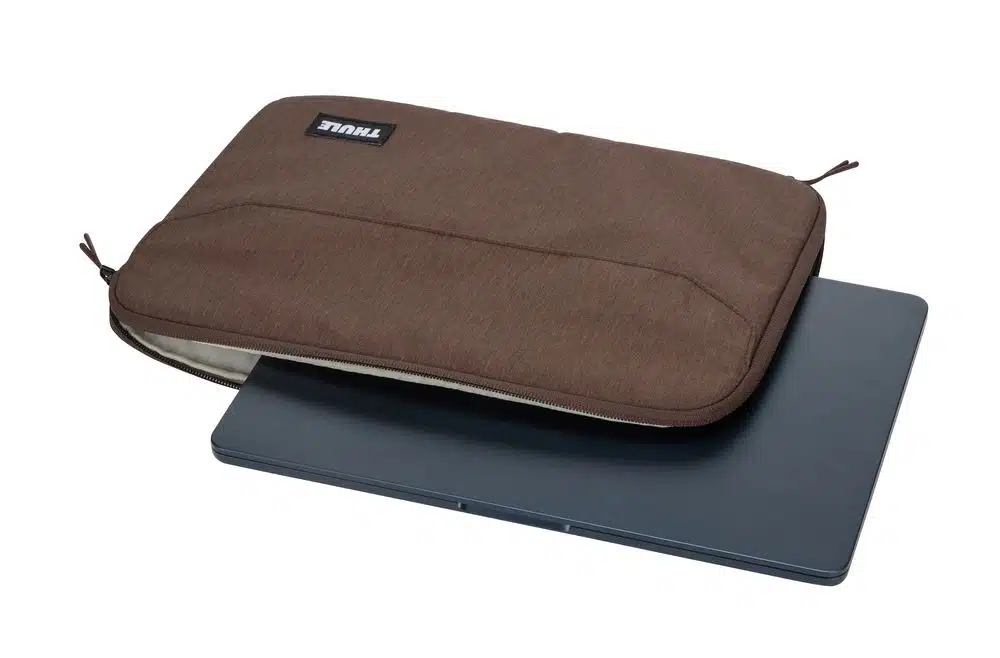Thule Lithos puzdro pre MacBook Air 13" TLS113 - hnedé – Obrázok 5