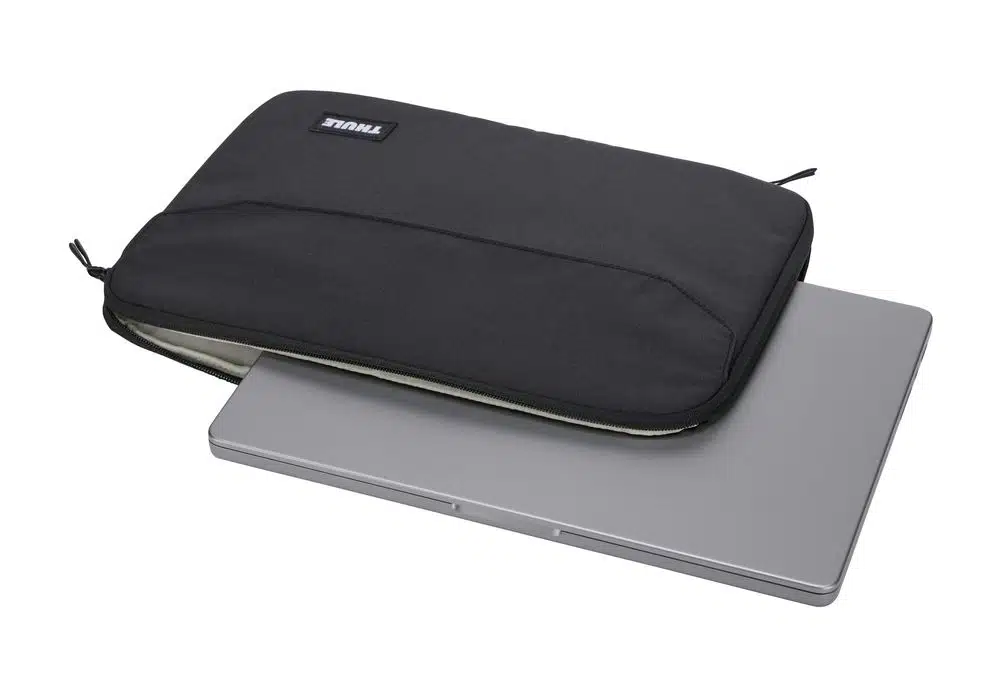 Thule Lithos puzdro pre MacBook Pro 14" TLS114 - čierne – Obrázok 4