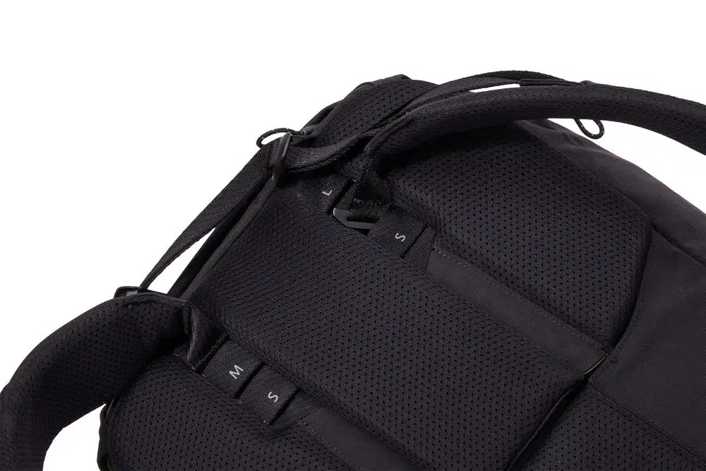 Thule Paramount Commuter batoh 28 l TPBBP328 - čierny – Obrázok 6
